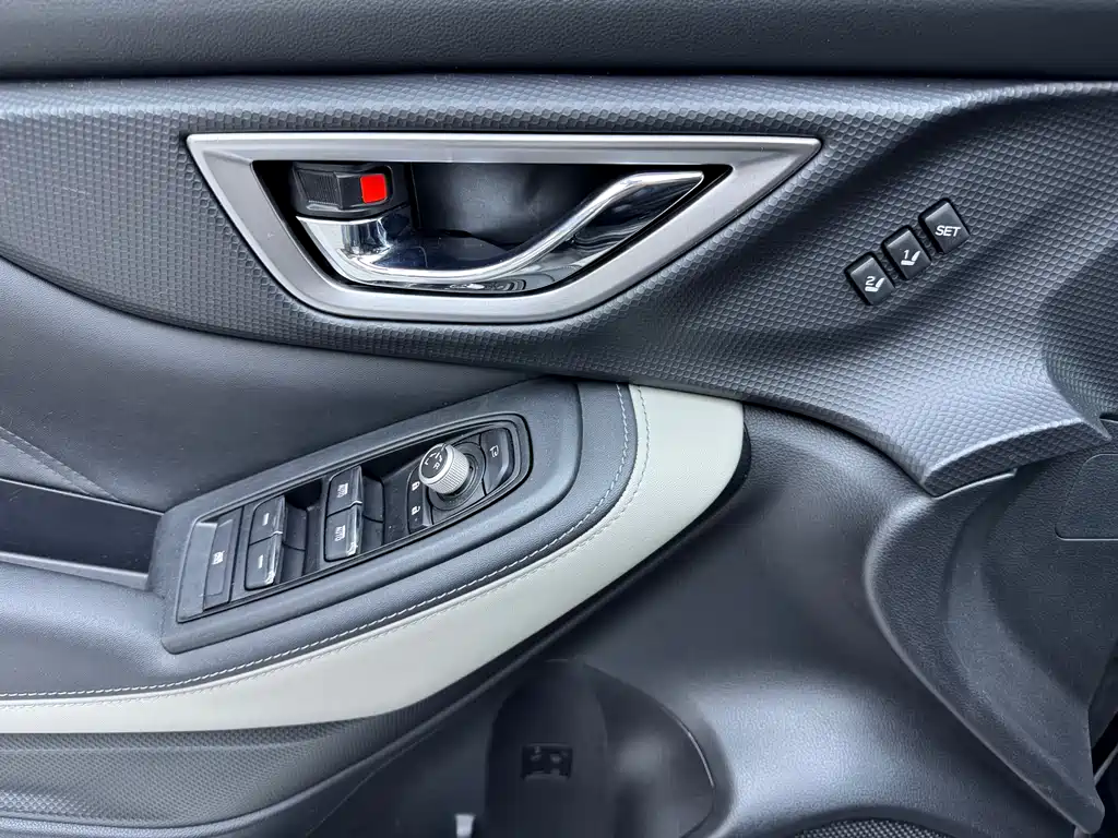 Subaru Forester 2022 — фото 8