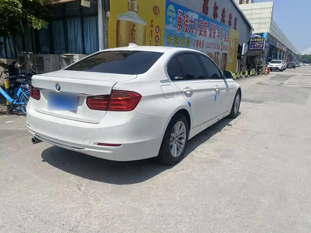 BMW 3 Series 2015