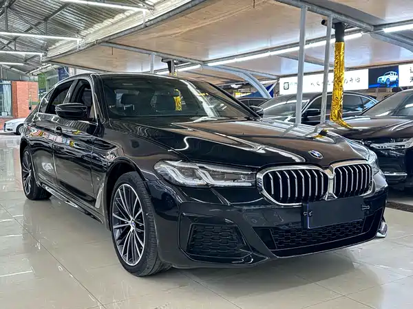 BMW 5 Series 2022