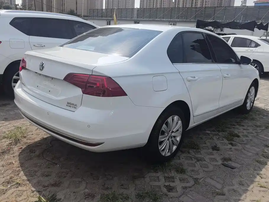 Volkswagen Bora 2016