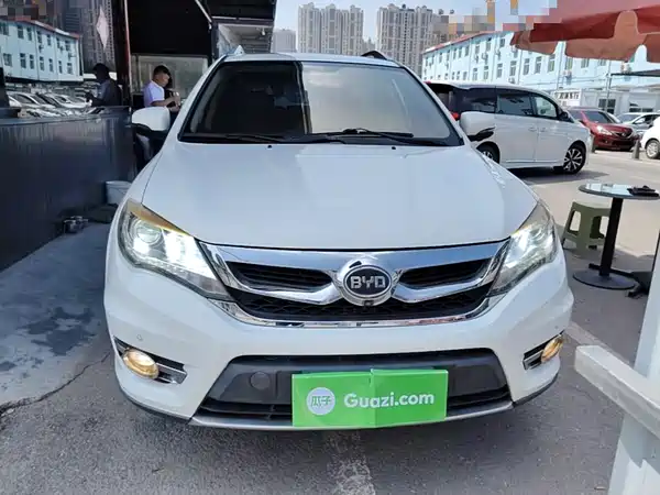 BYD S7 2016