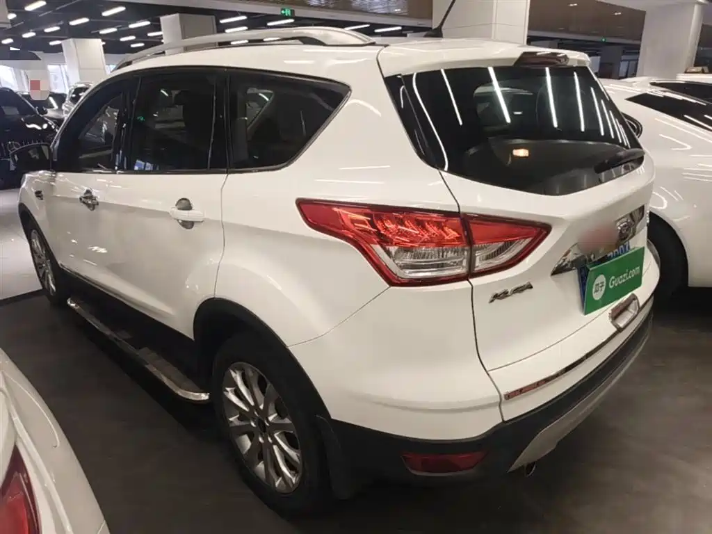 Ford Kuga 2014 — фото 5