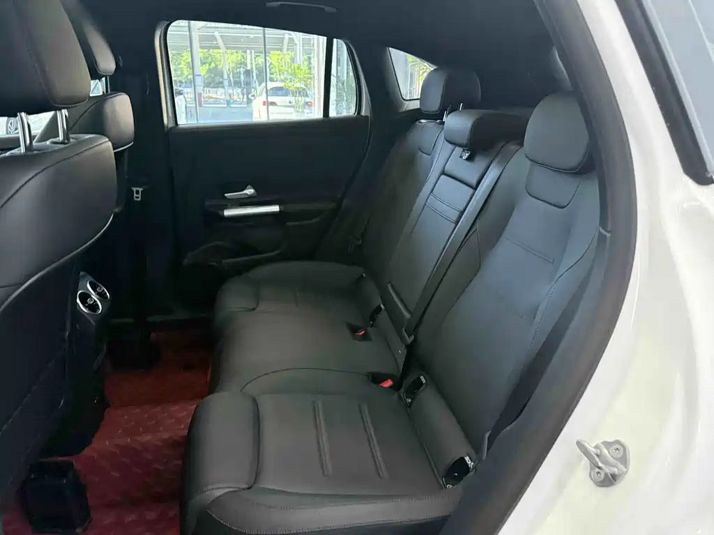 Mercedes-Benz GLA 2020 — фото 15