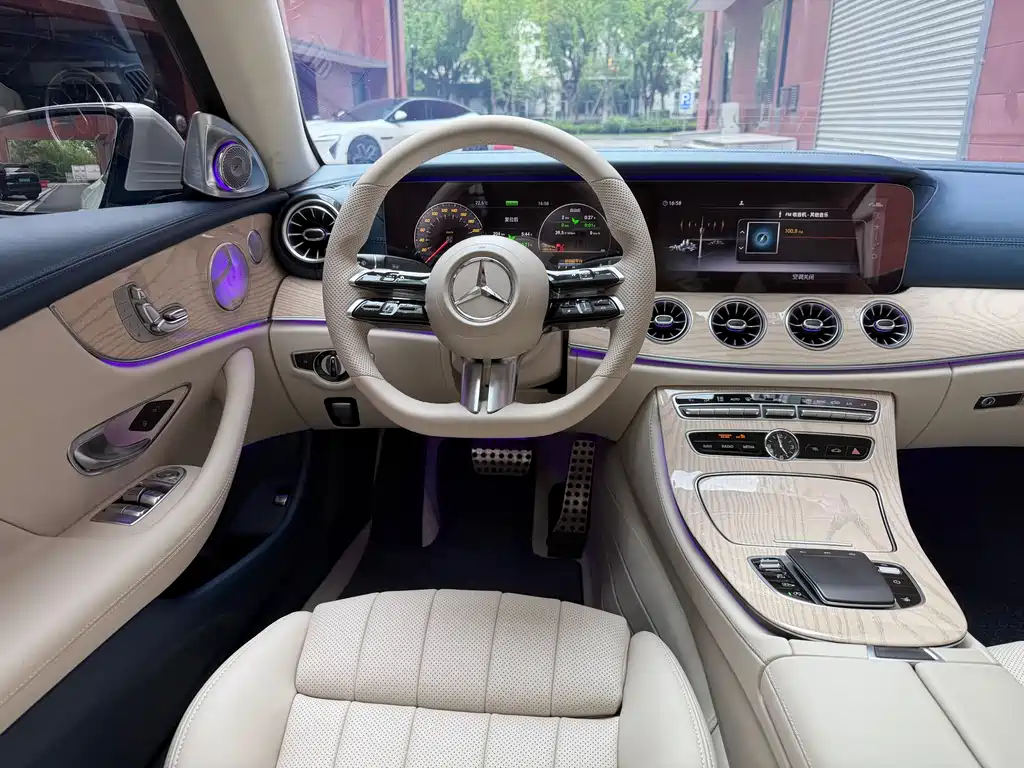 Mercedes-Benz E-Class 2020 — фото 10