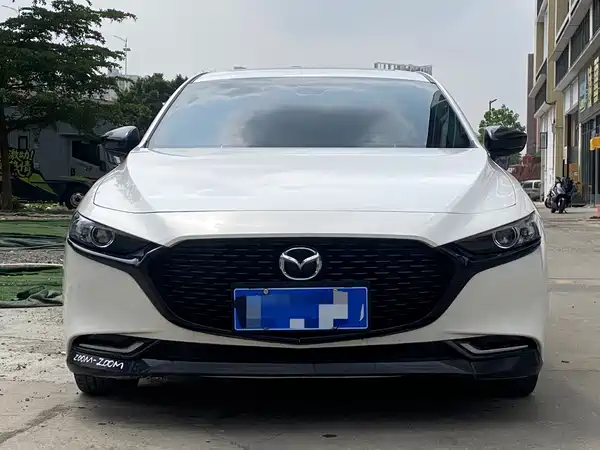 Mazda 3 Axela 2022