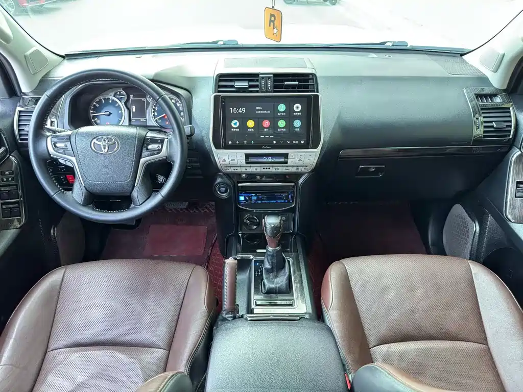 Toyota Prado 2018 — фото 6