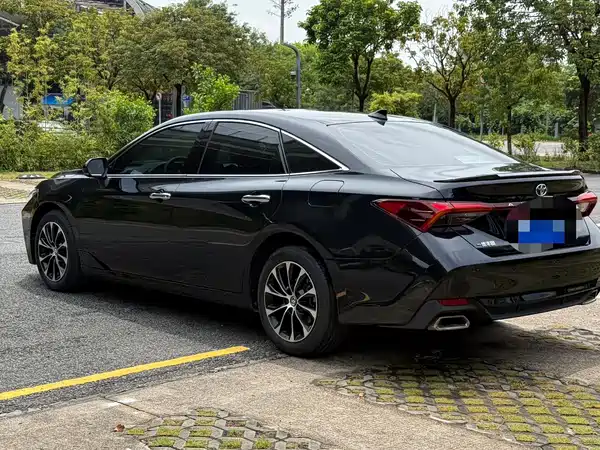 Toyota Avalon 2022