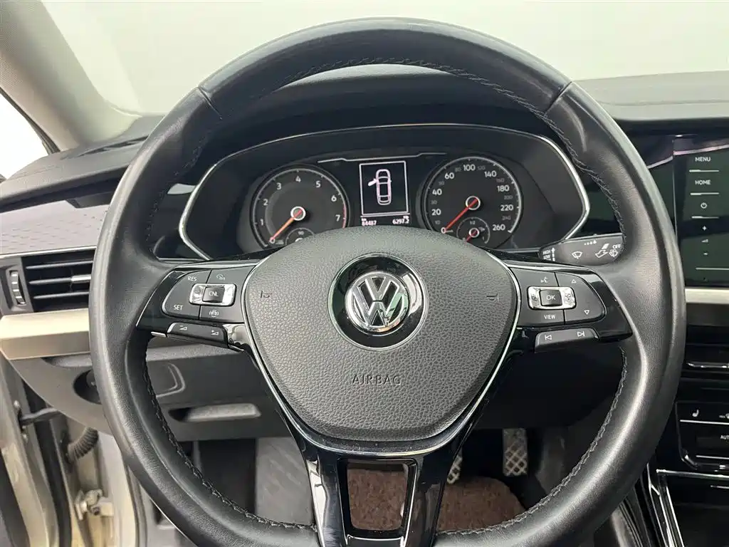 Volkswagen Passat 2021 — фото 12