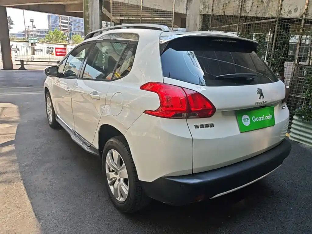 Peugeot 2008 2015