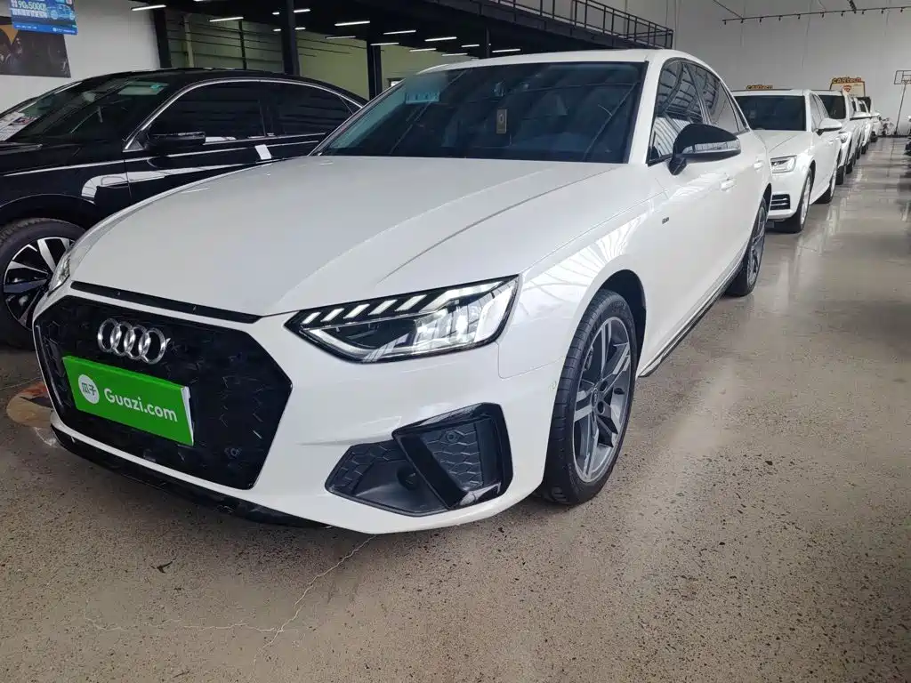 Audi A4L 2023