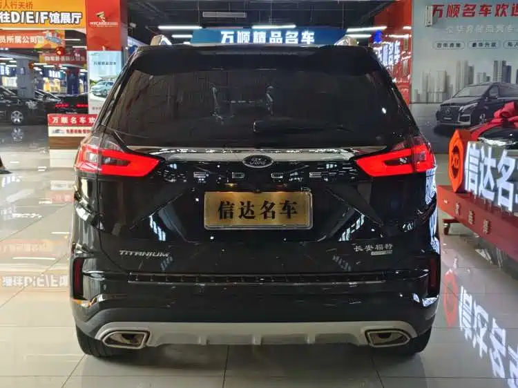 Ford Edge 2021 — фото 18