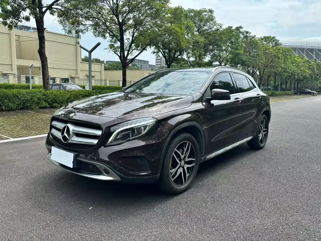Mercedes-Benz GLA 2016 — фото 1
