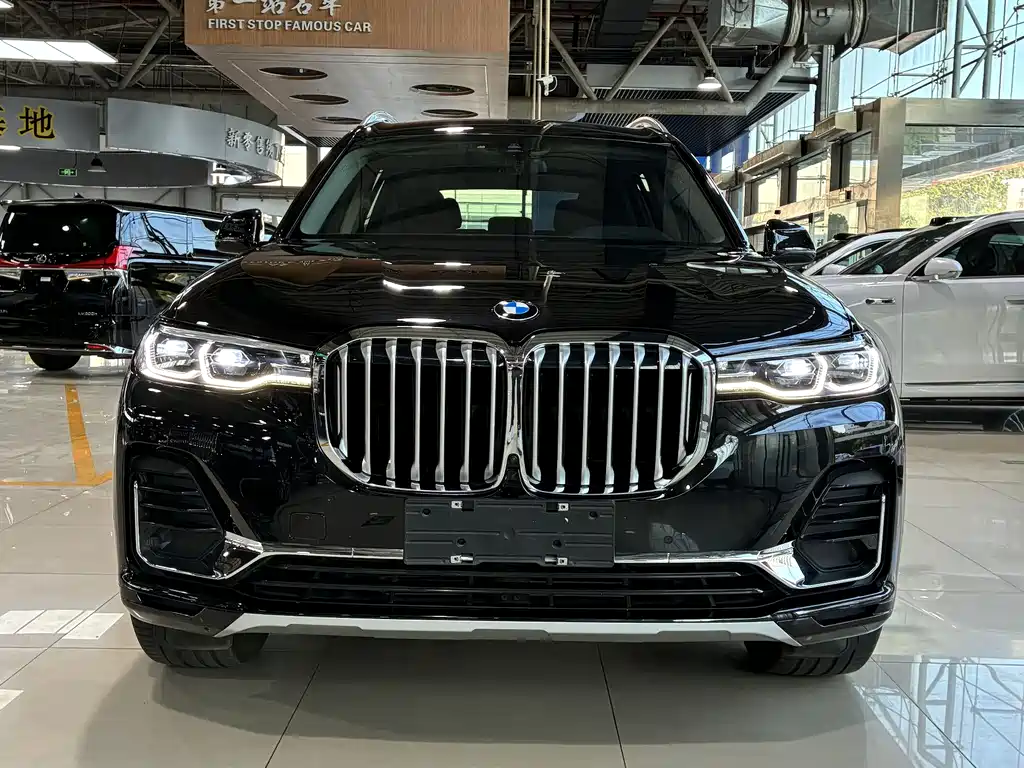 BMW X7 2020 — фото 2