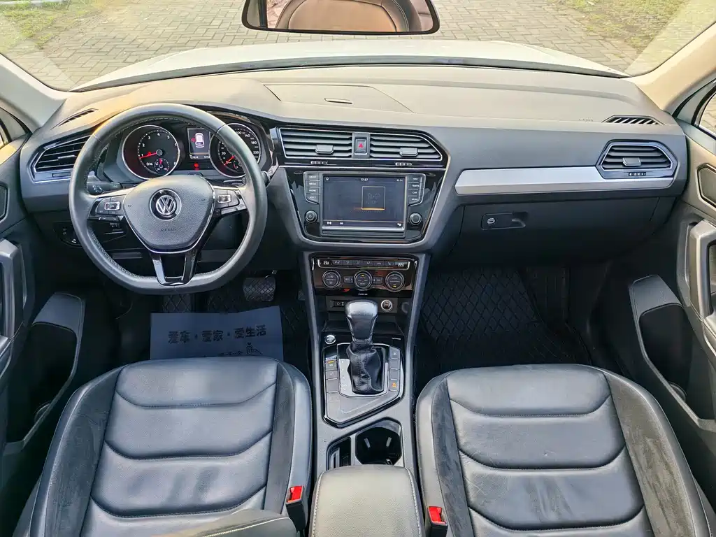 Volkswagen Tiguan L 2018 — фото 9