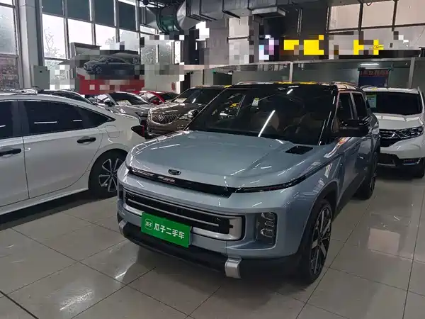 Geely ICON 2023