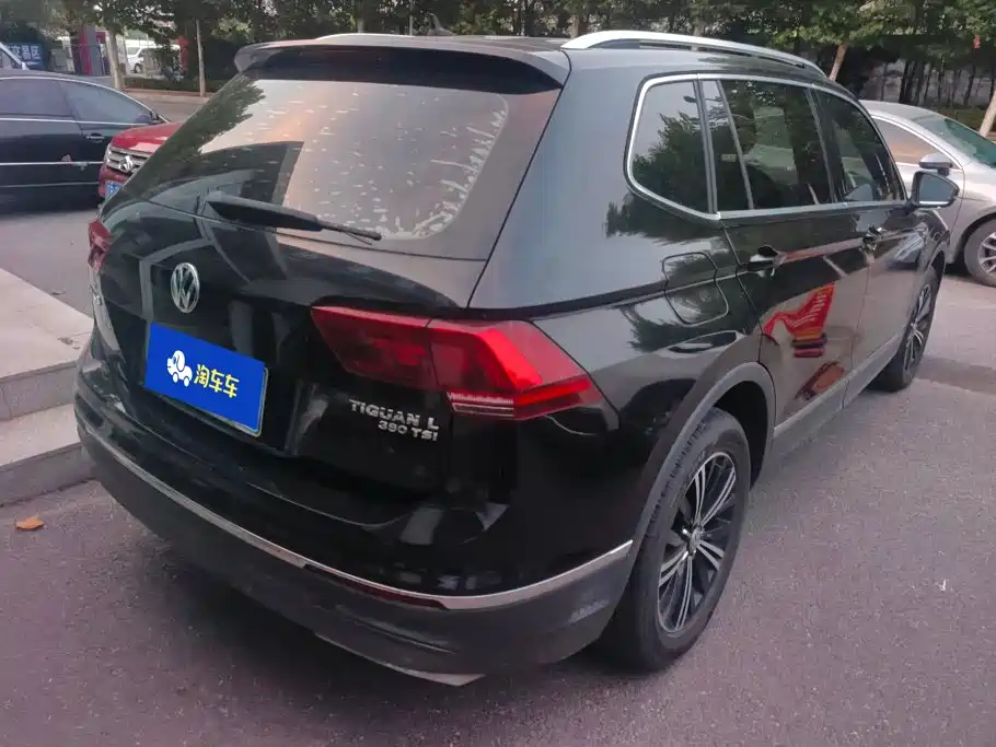 Volkswagen Tiguan L 2018 — фото 3