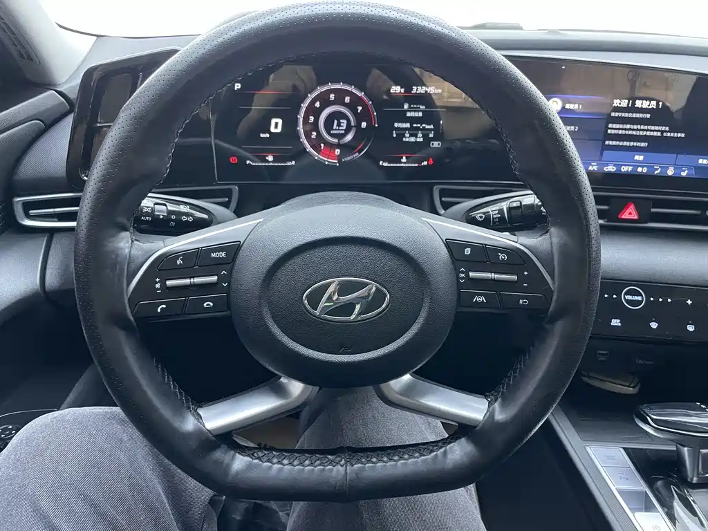 Hyundai Elantra 2022 — фото 9