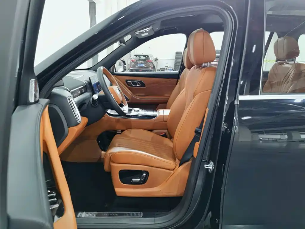 Geely Galaxy M9 2026 — фото 10