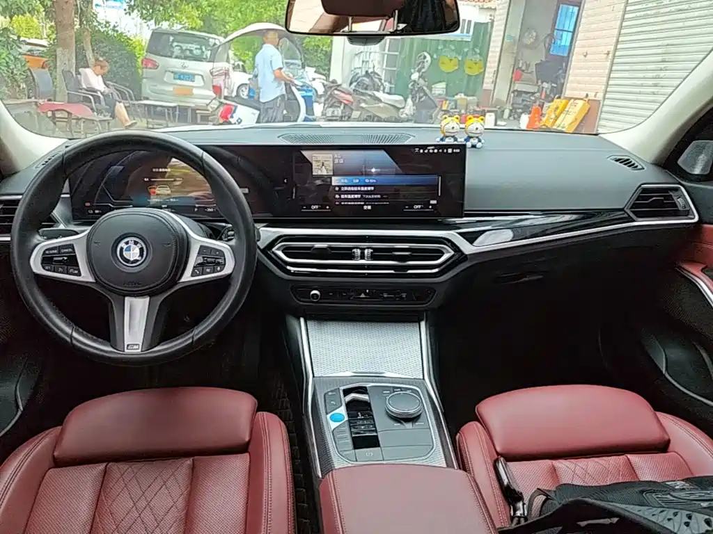 BMW i3 2023 — фото 10