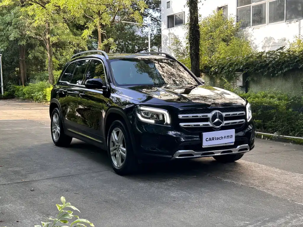 Mercedes-Benz GLB 2022