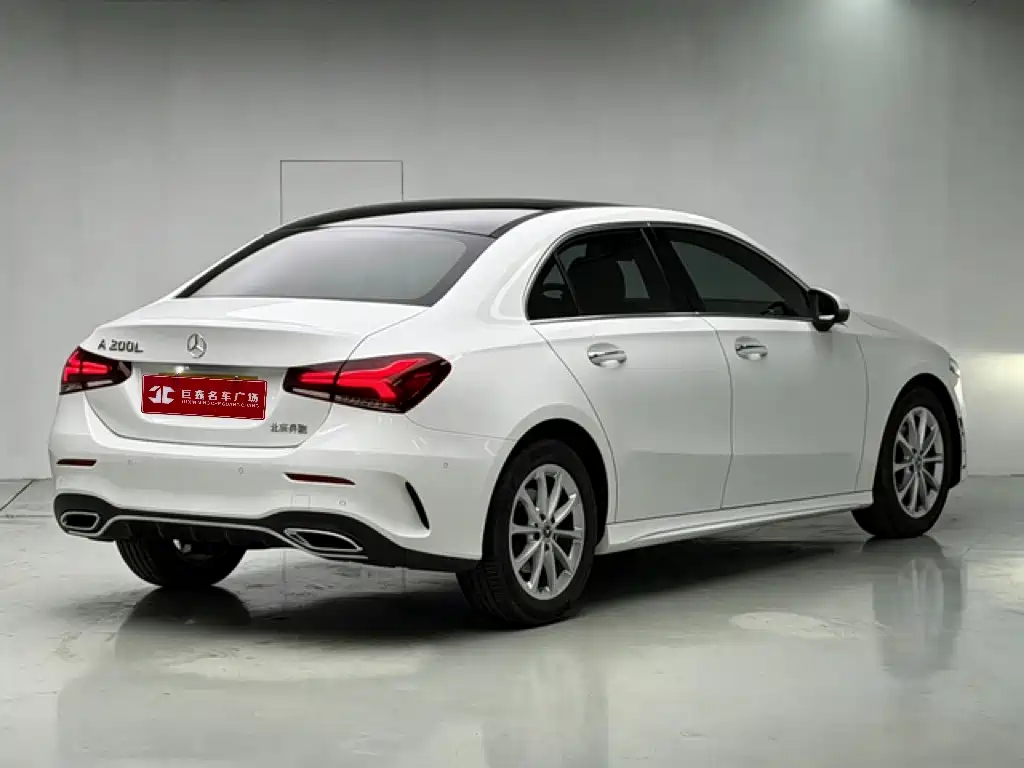 Mercedes-Benz A-Class 2022 — фото 5