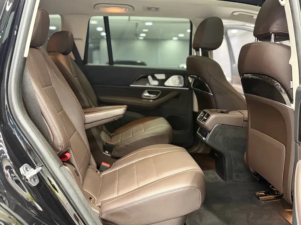 Mercedes-Benz GLS 2023 — фото 16