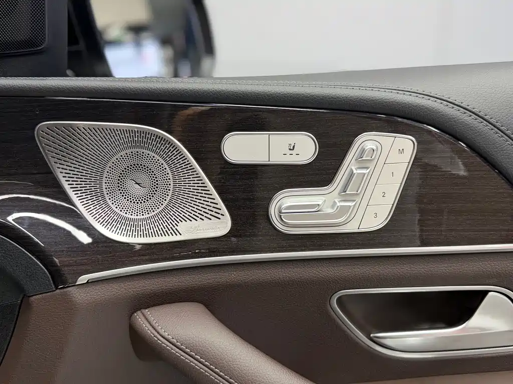 Mercedes-Benz GLS 2023 — фото 18