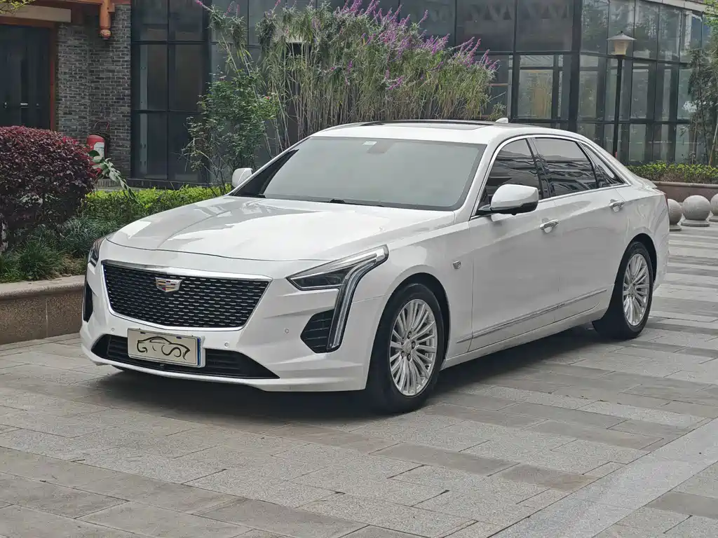 Cadillac CT6 2019 — фото 1