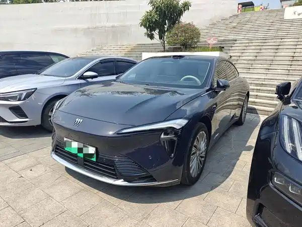 Buick Zhijing L7 2025