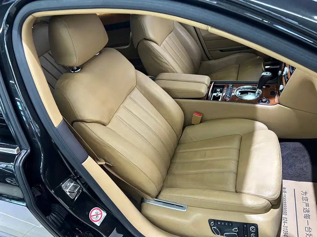 Bentley Flying Spur 2007 — фото 28
