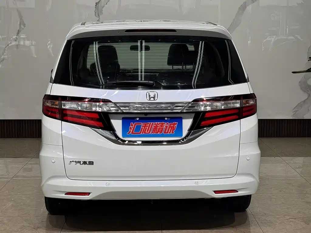Honda Odyssey 2017 — фото 5
