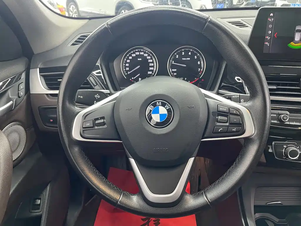 BMW X1 2022 — фото 11