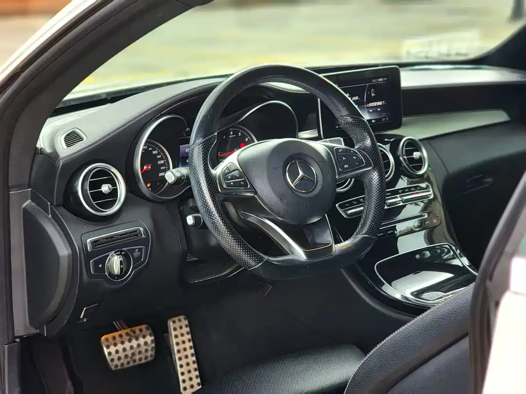Mercedes-Benz C-Class 2017 — фото 10