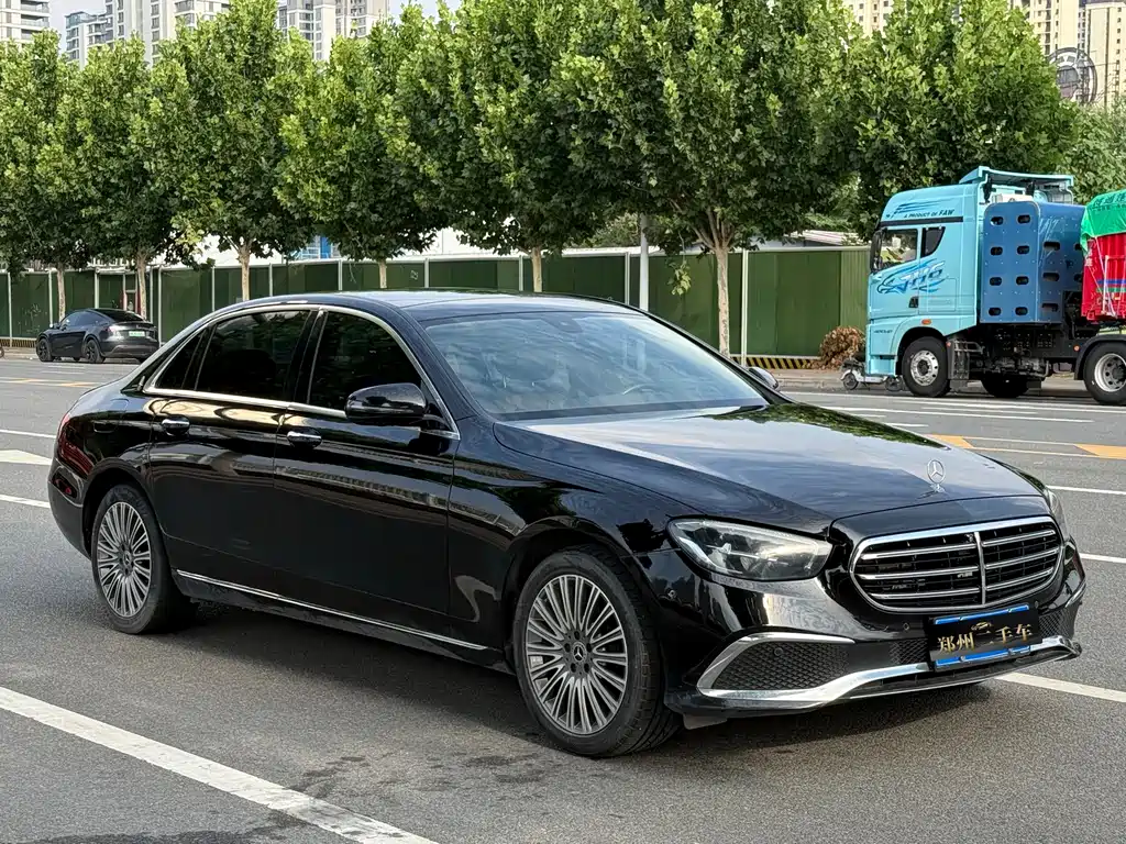 Mercedes-Benz E-Class 2021