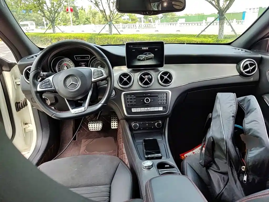Mercedes-Benz CLA 2016 — фото 10