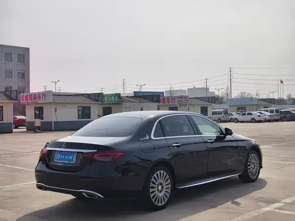 Mercedes-Benz E-Class 2016