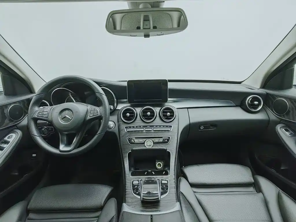 Mercedes-Benz C-Class 2017