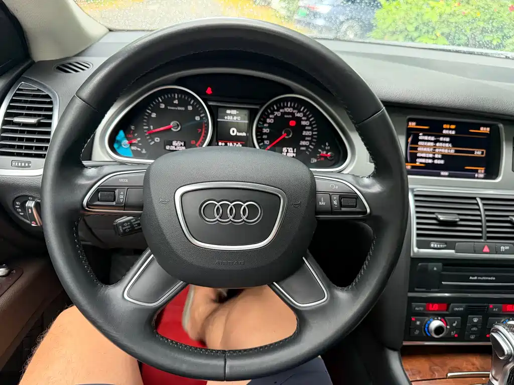 Audi Q7 2015 — фото 13