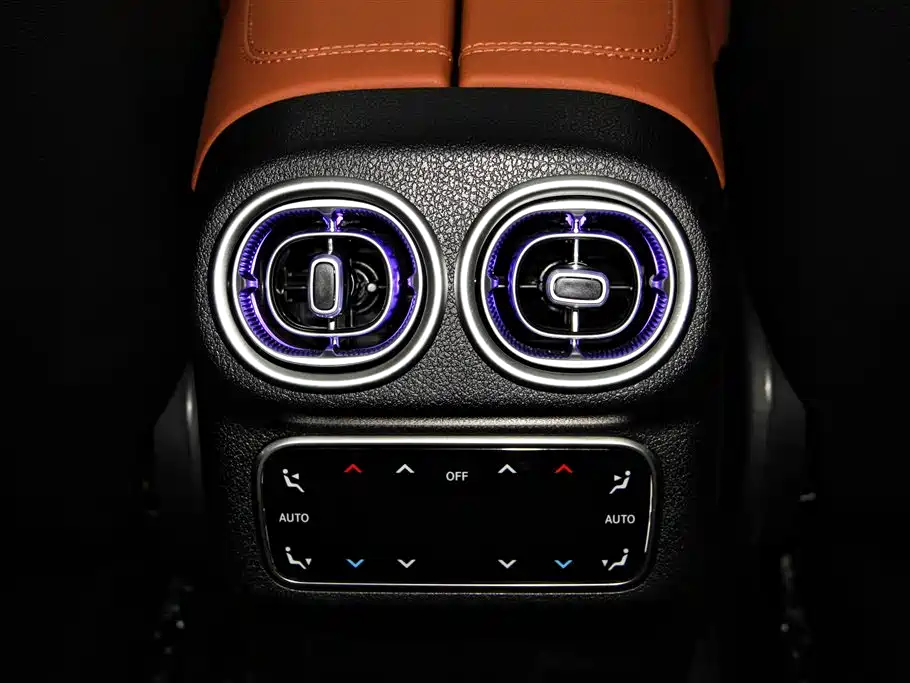 Mercedes-Benz GLC 2025 — фото 23
