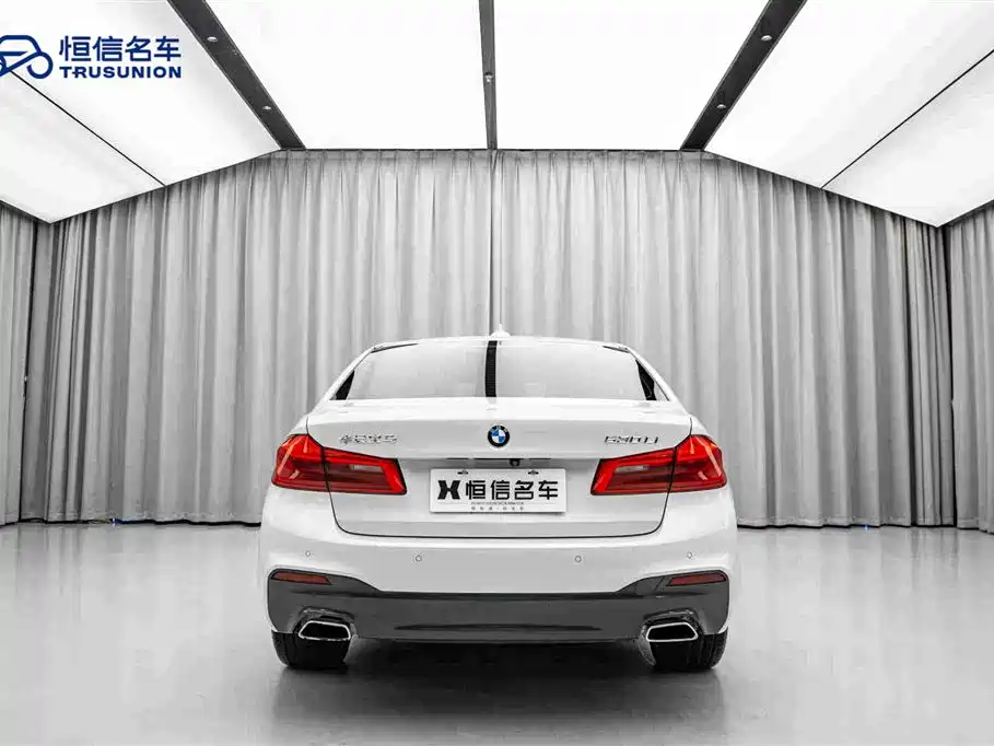 BMW 5 Series 2019