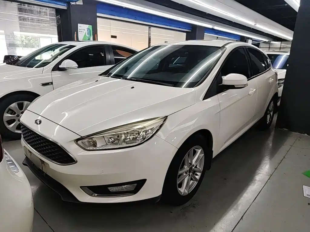Ford Focus 2016 — фото 1