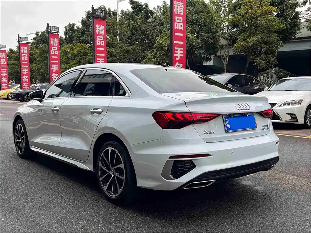 Audi A3 2021 — фото 17