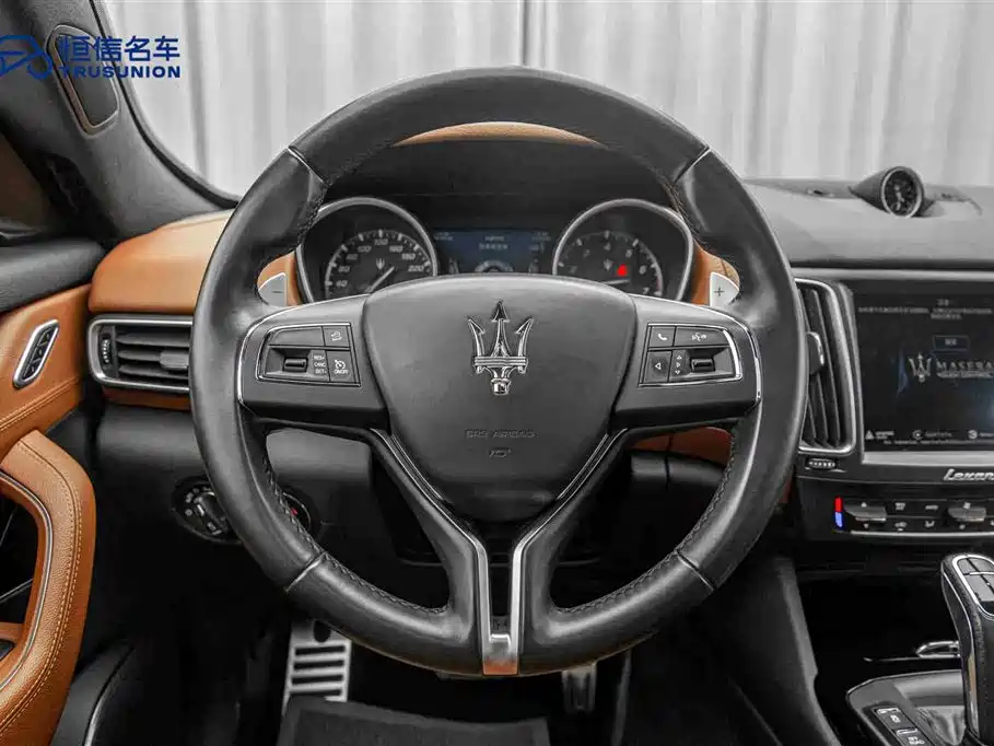 Maserati Levante 2020 — фото 17