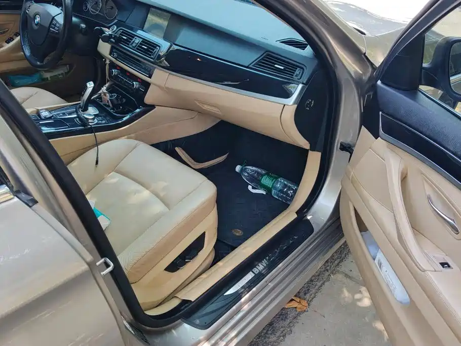 BMW 5 Series 2012