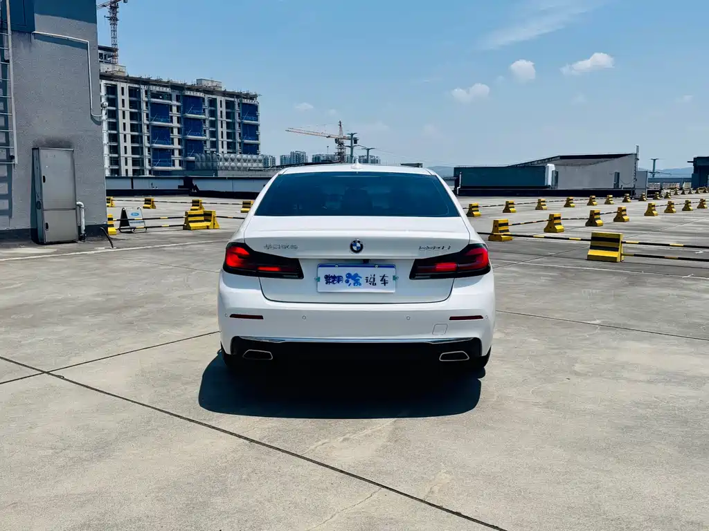 BMW 5 Series 2021