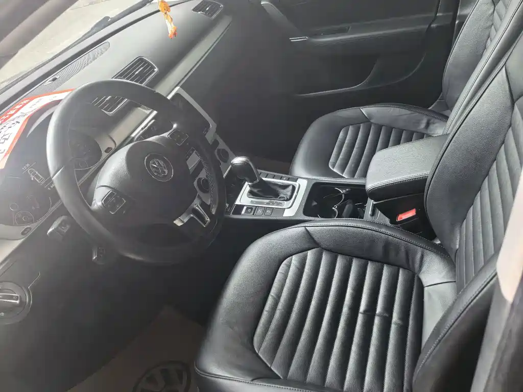 Volkswagen Magotan 2016