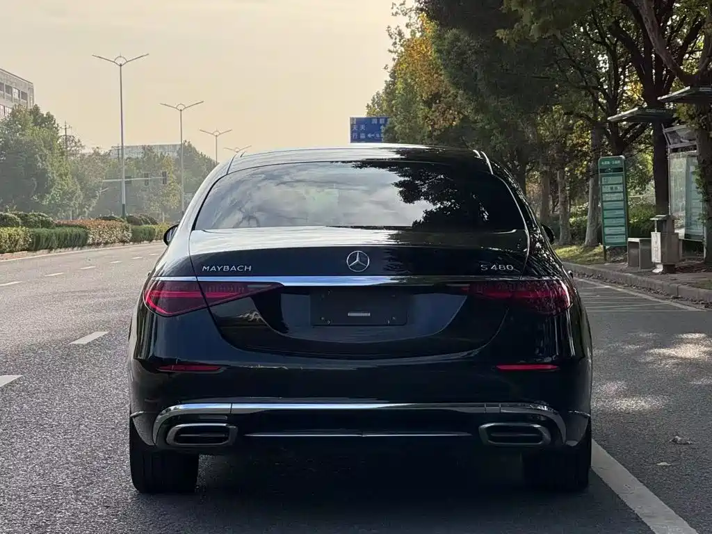 Mercedes-Benz Maybach S-Class 2023
