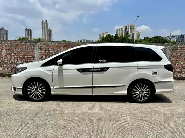 Honda Elysion 2022