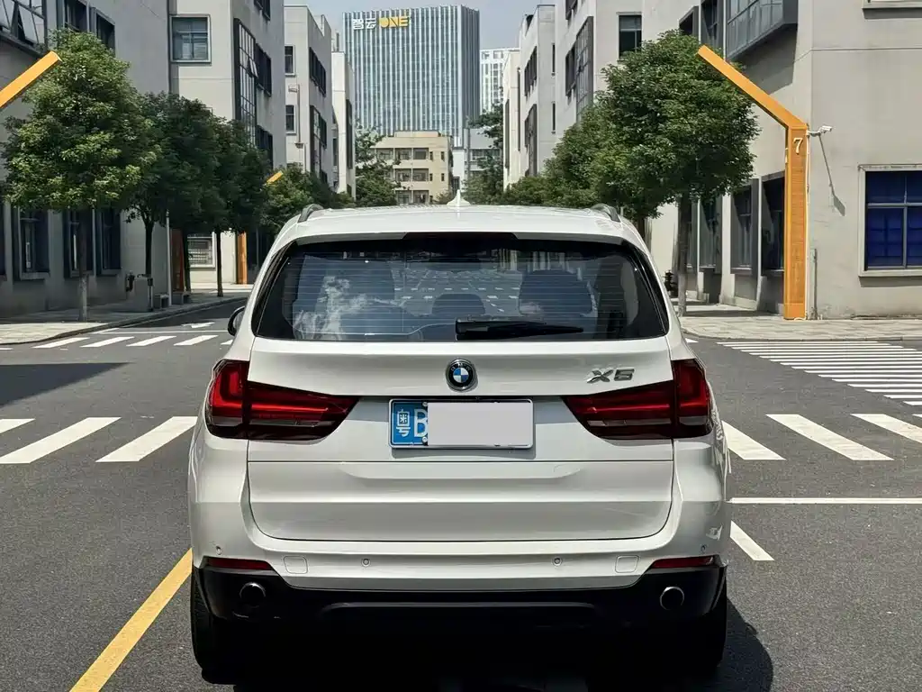 BMW X5 2015 — фото 5