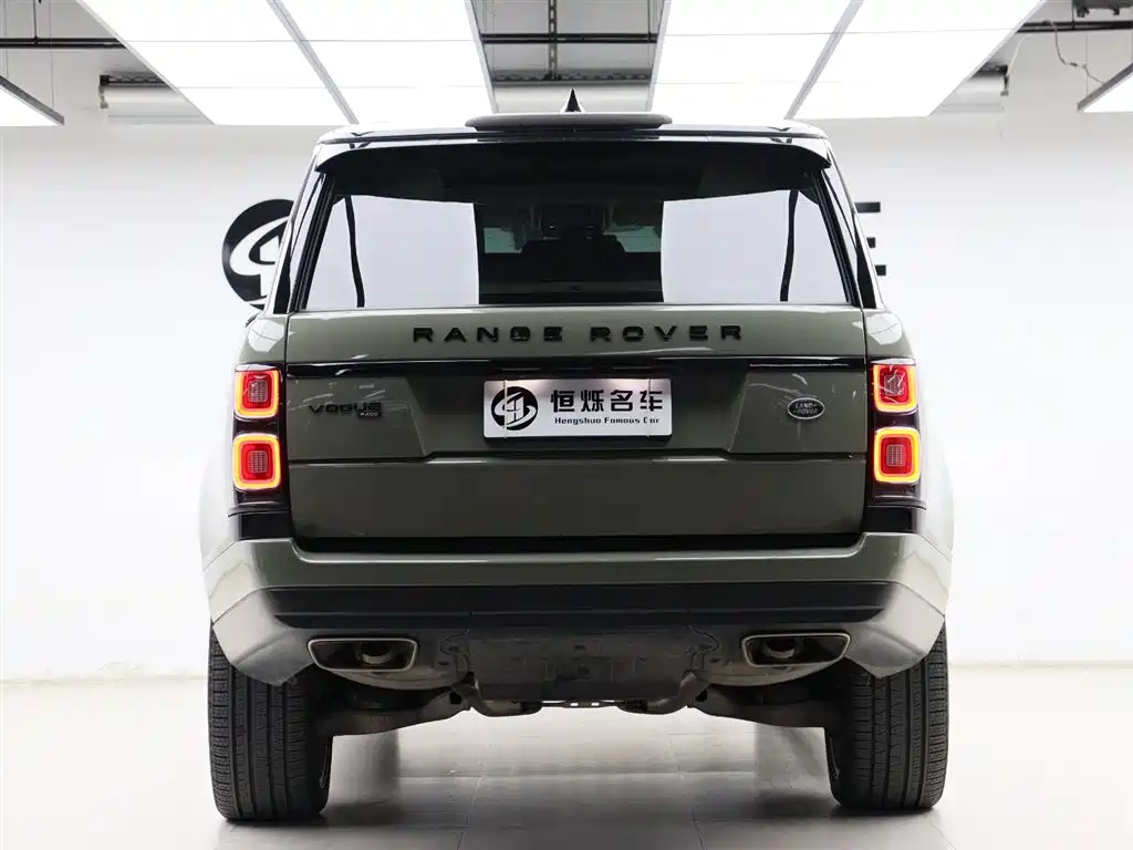 Land Rover Range Rover 2022 — фото 31